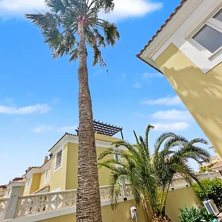 Solymar - Private Heated Pool & Fiber-optic Wifi * Corralejo