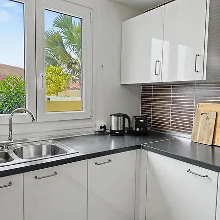 Solymar - Private Heated Pool & Fiber-optic Wifi Villa *
