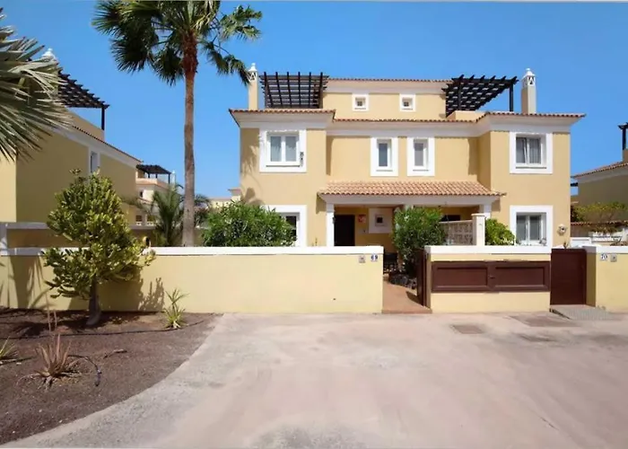 Solymar - Private Heated Pool & Fiber-optic Wifi